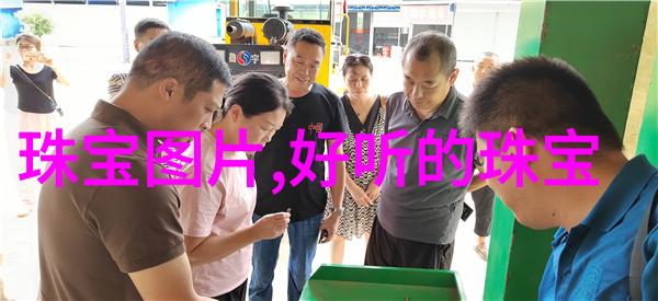 公交车车站最后一排被多人玩我在公交车站看到的奇怪场景