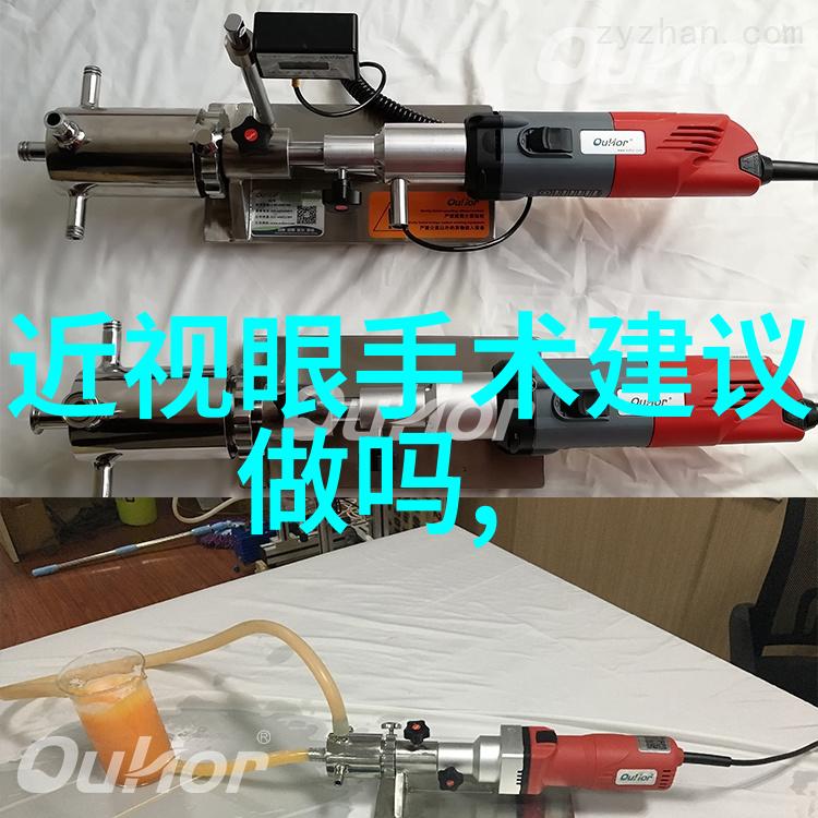劳斯莱斯古董车纽约车展上的时尚前辈