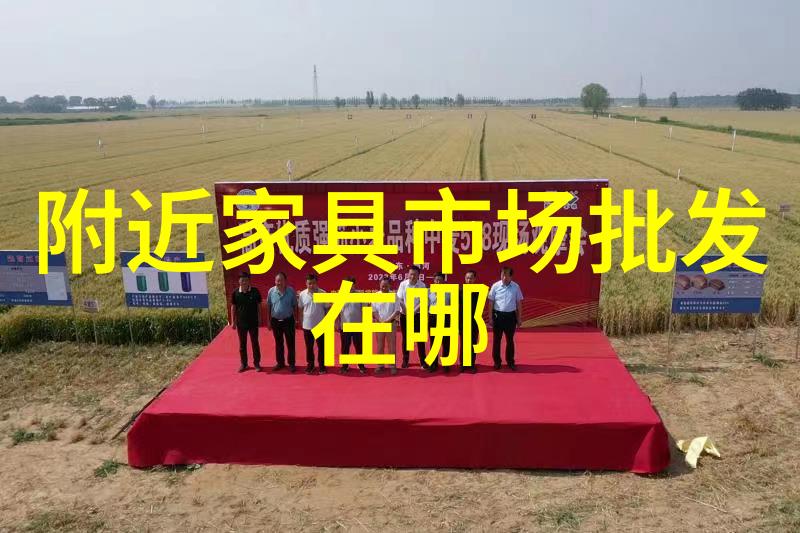 同桌的手探到我的衣服里知乎免费 - 衣衫被触同学间的无意接触与情感纠葛