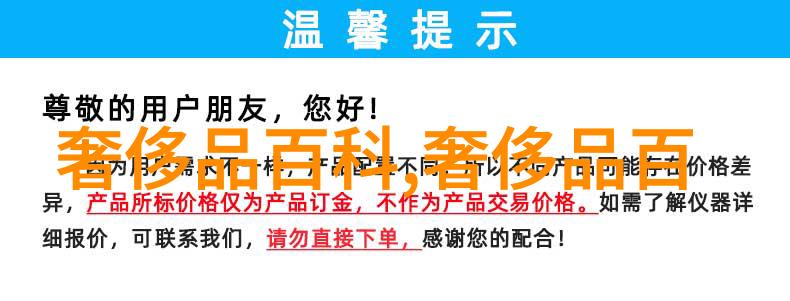 女孩迈开腿男孩打扑克