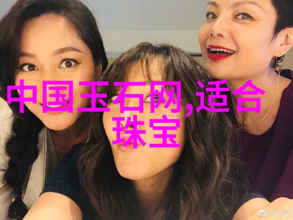 主题-温酒之乐把红酒倒入b里温酒的艺术与技巧