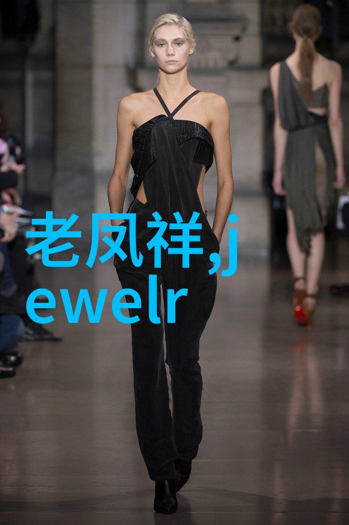 如何在工作场所保持时尚而不失专业40岁女生的短款建议