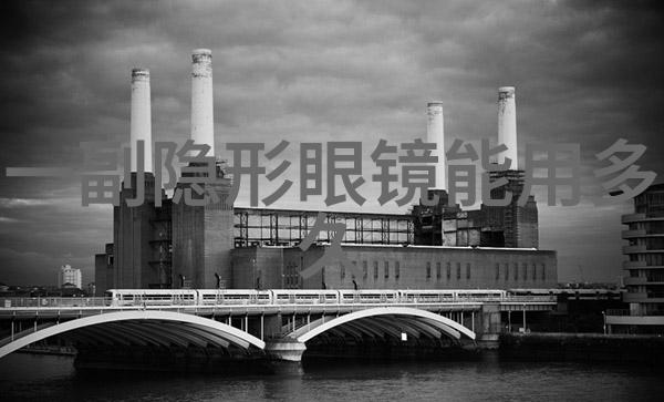 超越传说解读300电影中历史与虚构的融合