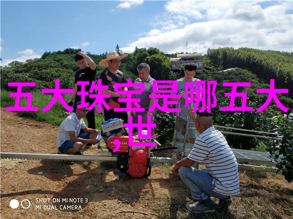 漫步在彩色世界的边缘探索动漫风格的魅力与深度
