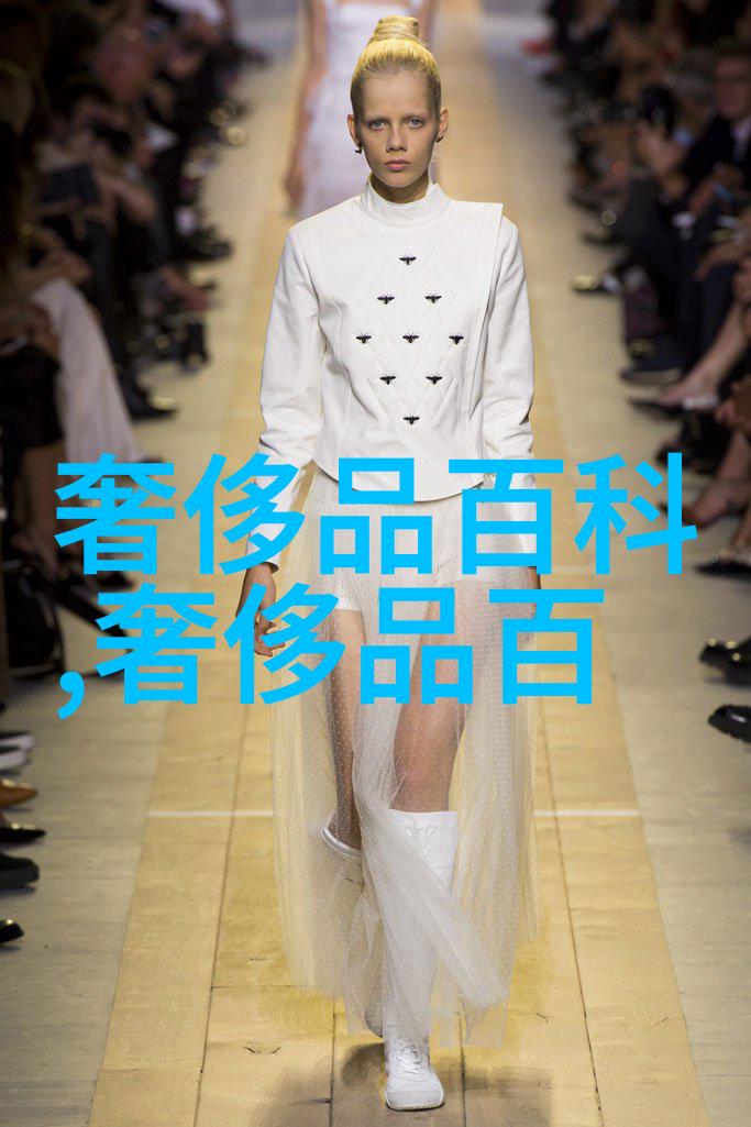 如何选择适合自己脸型的2020年最火中长发造型