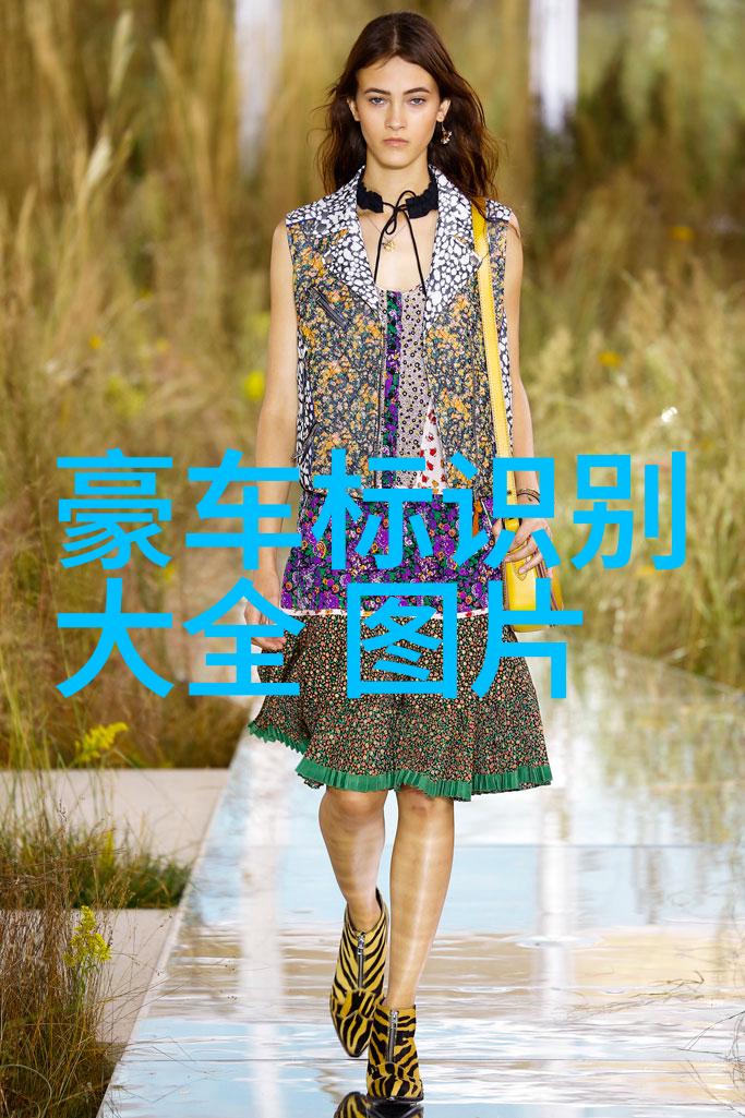 女士流行短发发型时尚新潮的魅力探索