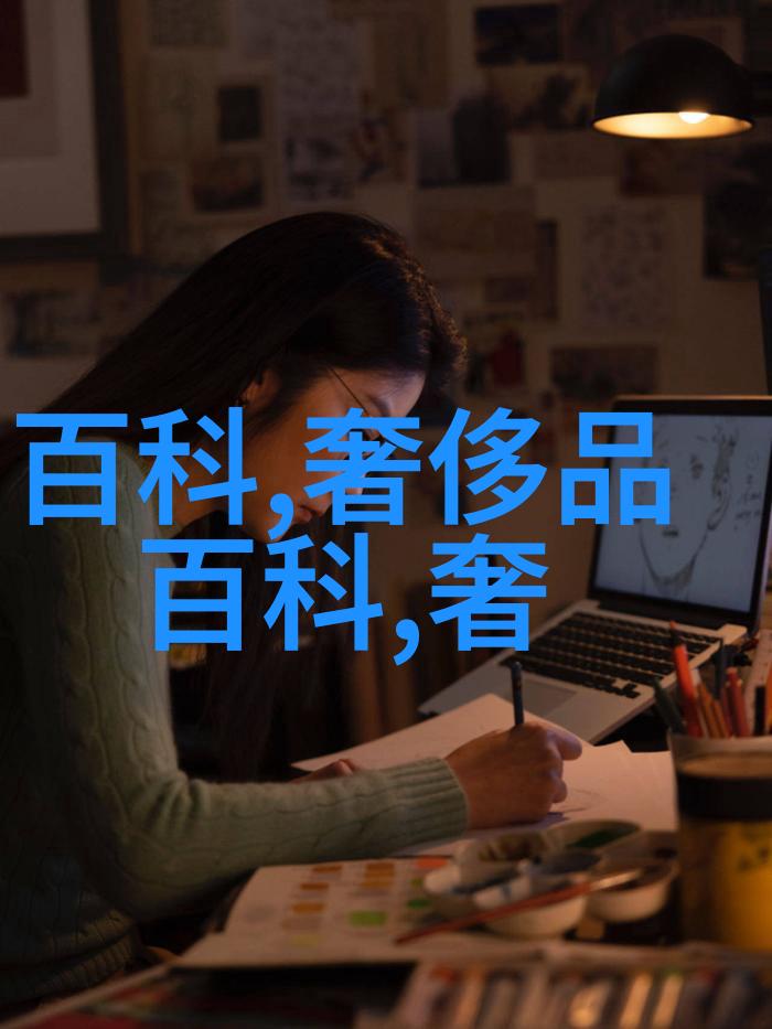 梵克雅宝灯光艺术在三亚的自然风光中绽放庆祝新春佳节
