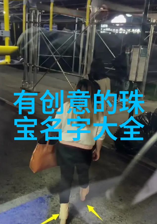 时尚流行短发轻盈一袭抢镜头的魅力