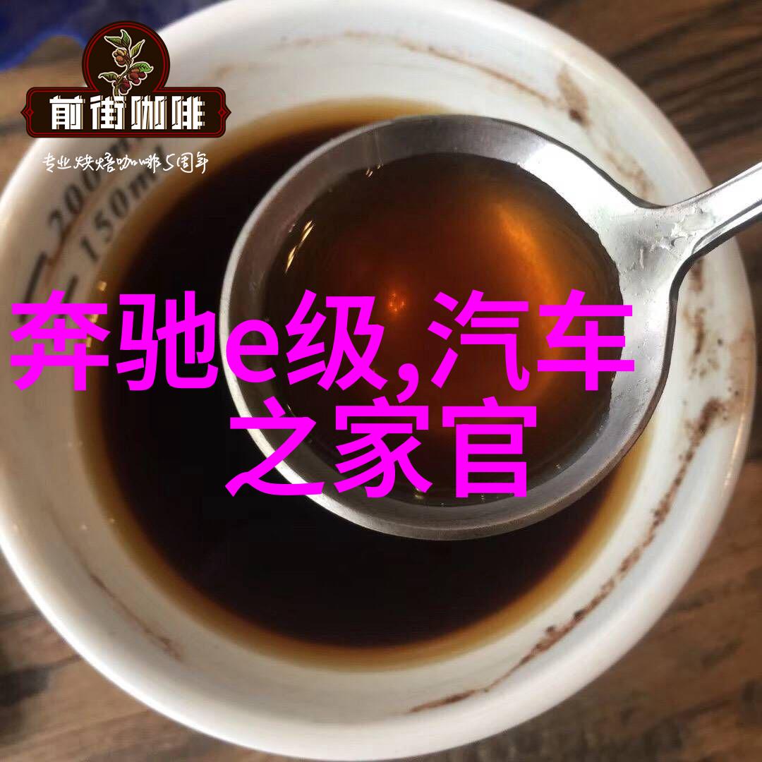 双人床上摇床运动-甜蜜伴侣的摇摆之恋探索双人床上健身的魅力