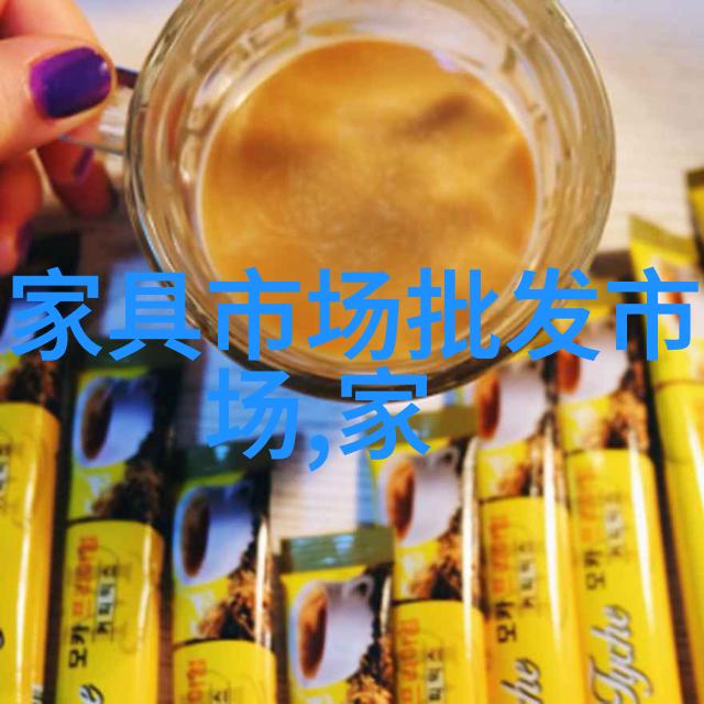 蓝色浪潮深邃海洋中的激情冲锋