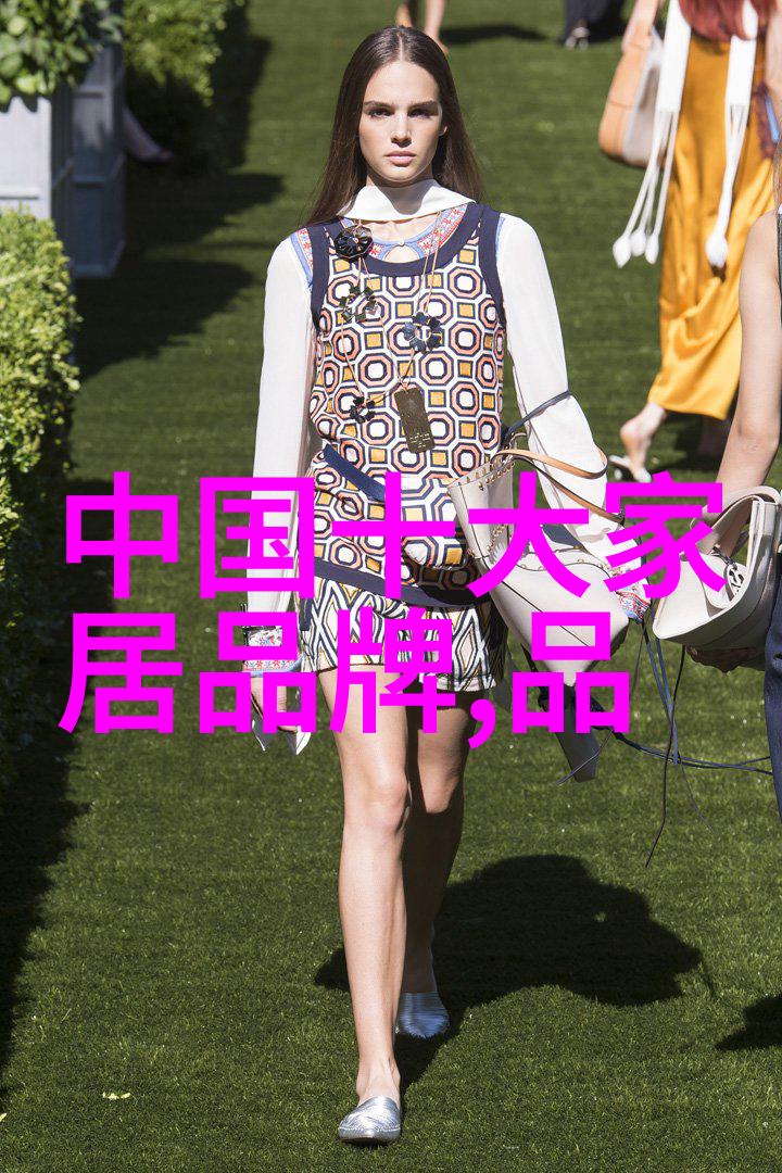 隐形眼镜下的秘密世界揭开戴上它们后不为人知的双面性