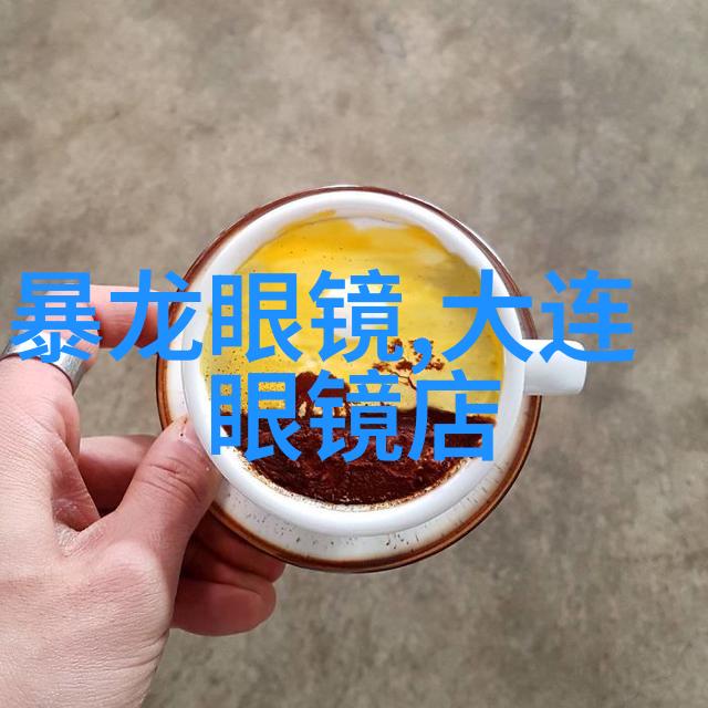 瑜伽老师的光芒揭秘没有罩子的瑜伽艺术