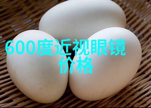中短发之美40岁女性的时尚剪发指南