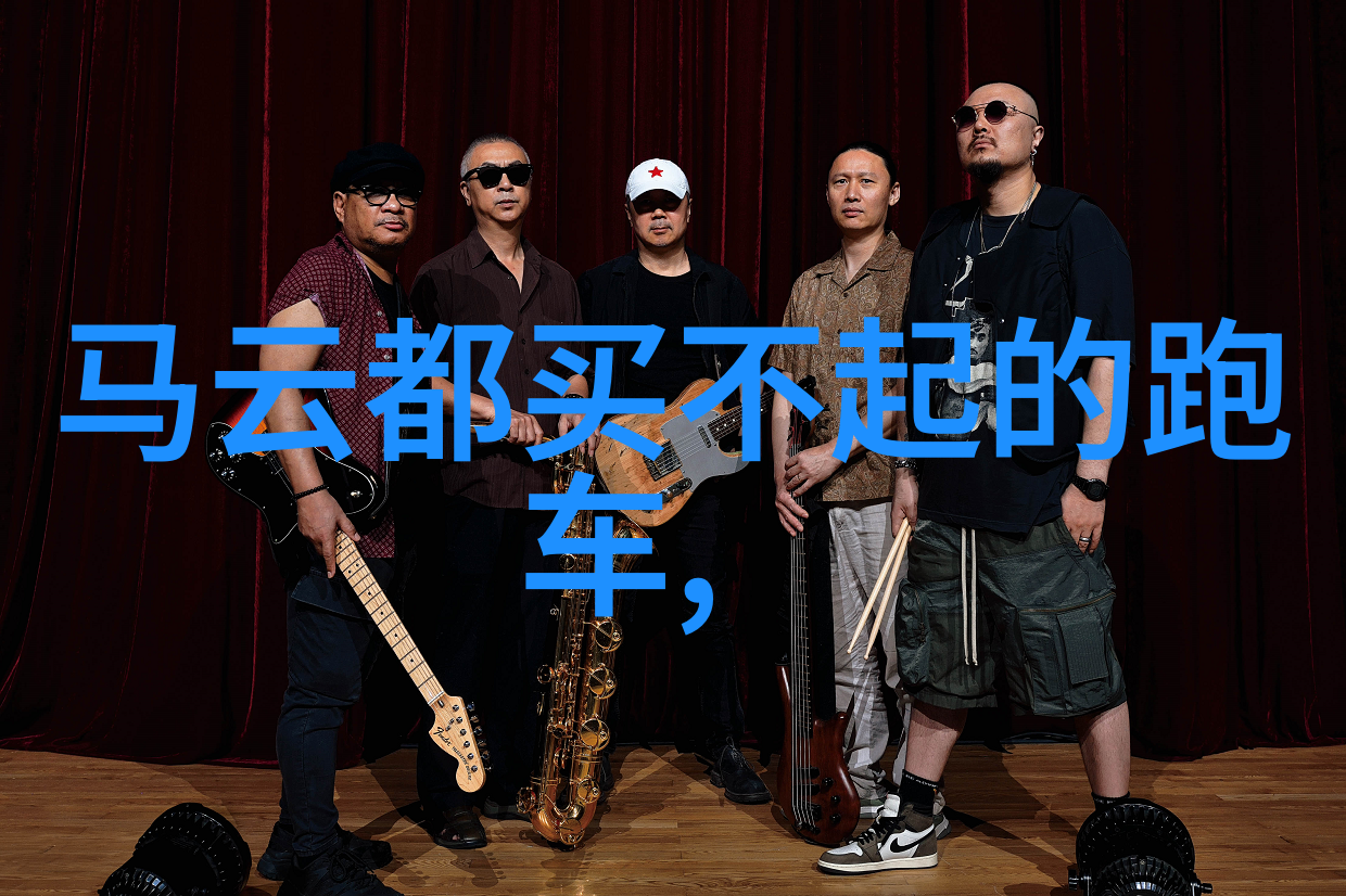 香水瓶我家的这瓶香水怎么总是让人想起她