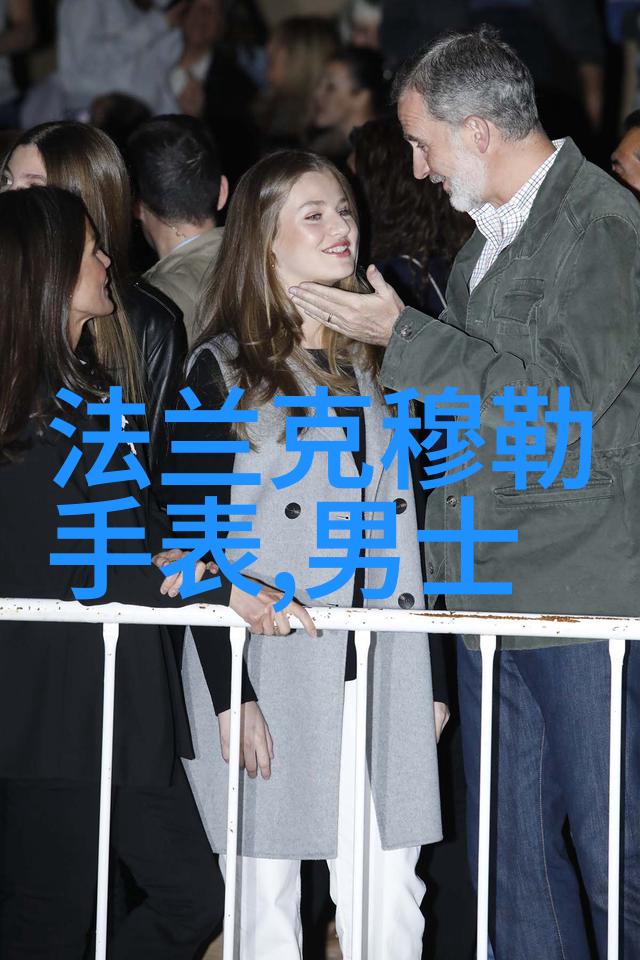 宝宝叫大声点家里没人视频-小小的呼唤宝宝的大声请求与家庭安全