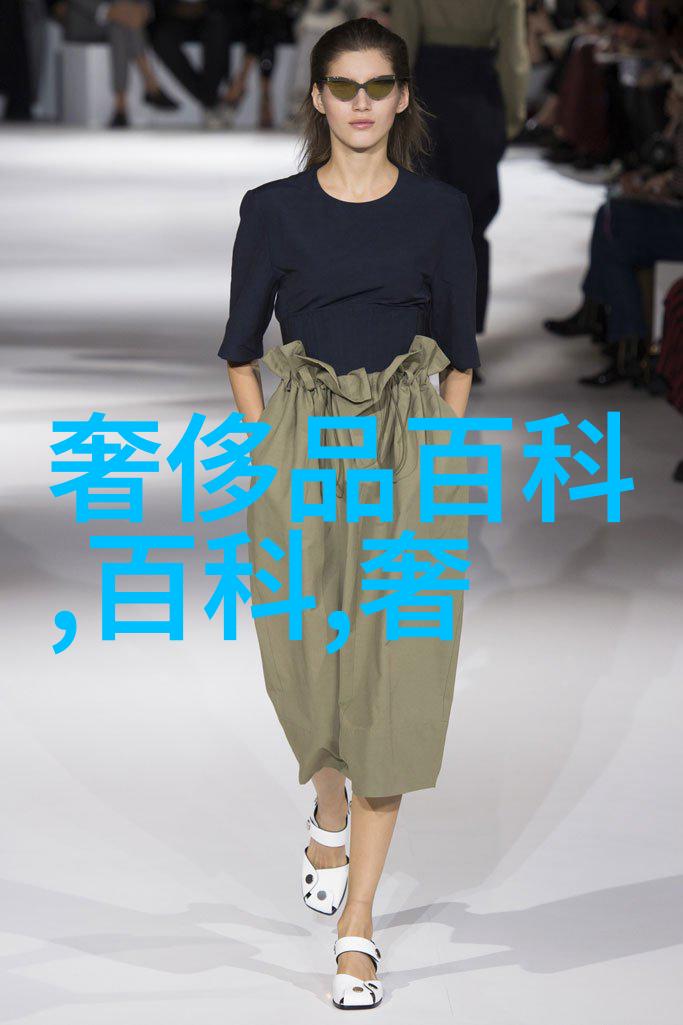 短发如何兼顾实用性与美观性以达到既不失年轻感又显得成熟优雅的效果