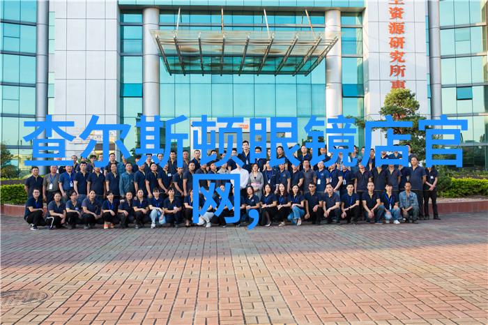 魅力重现短发女孩的时尚秘诀
