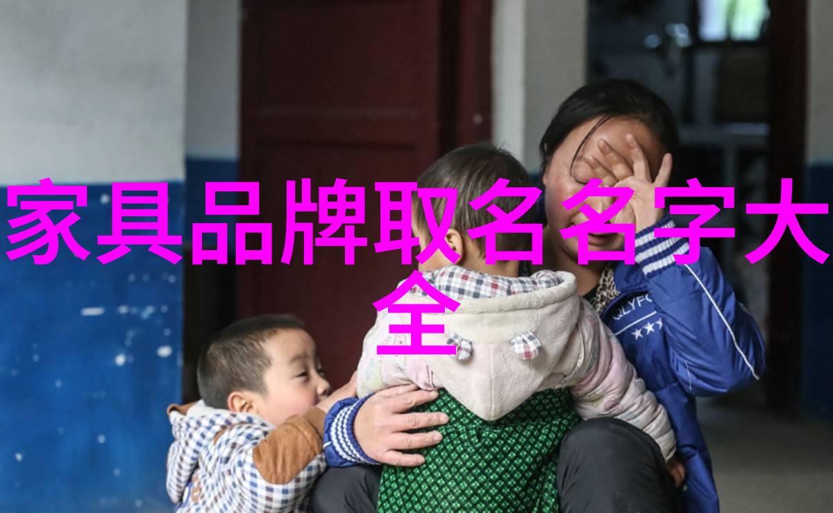 香气纬度揭秘香氛与香水的微妙差异