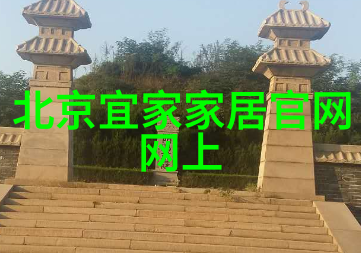 张健风雨中的钢铁森林守望者