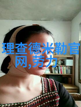 2022年最火爆的扎辫发型时尚女孩们的新宠
