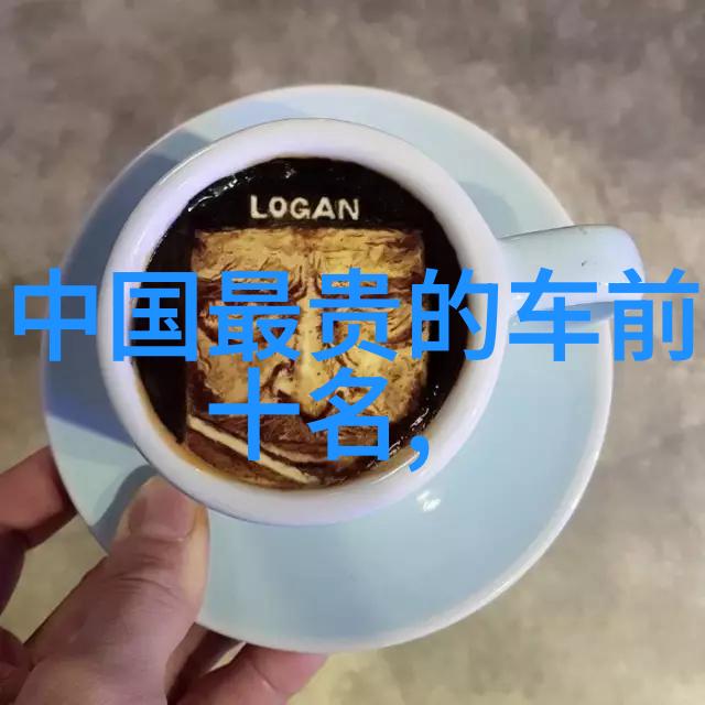 烛光下重塑自我成长的美发艺术之旅