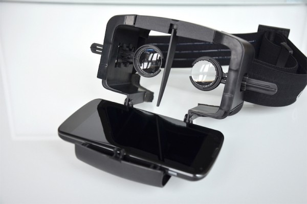 简易VR眼镜：是玩具还是工具？/